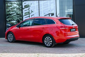 Универсал Kia Ceed 2015 года, 999000 рублей, Ульяновск