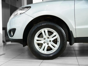 Внедорожник Hyundai Santa Fe 2010 года, 975000 рублей, Тверь