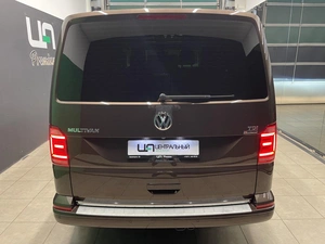 Минивэн Volkswagen Multivan 2016 года, 3800000 рублей, Красноярск