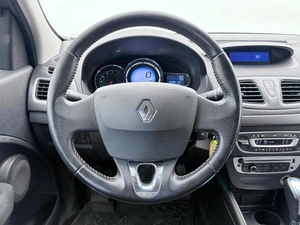 Седан Renault Fluence 2013 года, 899000 рублей, Орёл