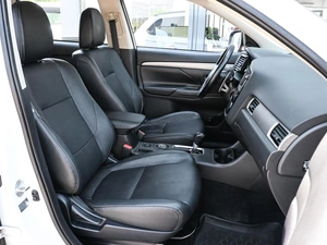 Внедорожник Mitsubishi Outlander 2013 года, 1339000 рублей, Волгоград