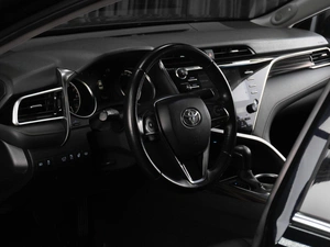 Седан Toyota Camry 2021 года, 3099000 рублей, Тюмень