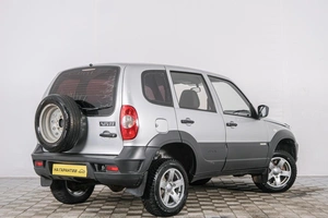 Внедорожник Chevrolet Niva 2013 года, 569000 рублей, Красноярск