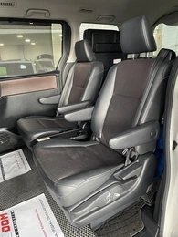 Минивэн Toyota Esquire 2015 года, 1937000 рублей, Солонцы