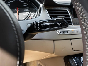 Седан Audi A8 2015 года, 2690000 рублей, Ставрополь
