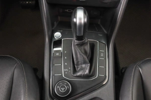 Внедорожник Volkswagen Tiguan 2019 года, 2249000 рублей, Пермь