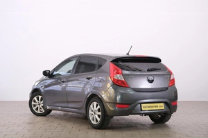 Хетчбэк Hyundai Solaris 2012 года, 639000 рублей, Омск