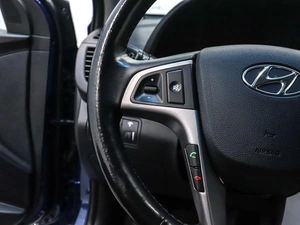 Хетчбэк Hyundai Solaris 2015 года, 929000 рублей, Красноярск