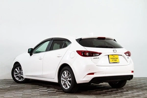 Седан Mazda Axela 2018 года, 1399000 рублей, Сургут
