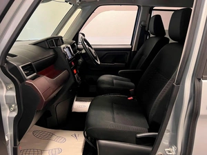 Хетчбэк Toyota Tank 2019 года, 999000 рублей, Красноярск