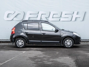 Хетчбэк Renault Sandero 2010 года, 430000 рублей, Волгоград