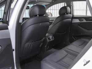 Седан Hyundai Genesis 2014 года, 1830000 рублей, Волгоград