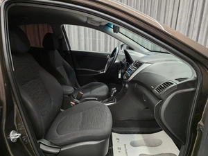 Седан Hyundai Solaris 2015 года, 820000 рублей, Красноярск