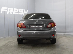 Седан Toyota Corolla 2008 года, 890000 рублей, Омск