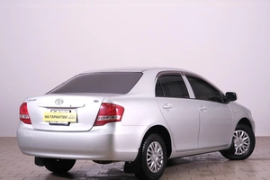 Седан Toyota Corolla Axio 2009 года, 859000 рублей, Омск