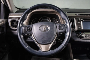 Внедорожник Toyota RAV4 2014 года, 2409000 рублей, Сургут