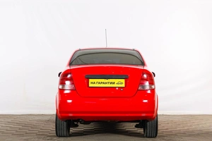 Седан Chevrolet Aveo 2004 года, 399000 рублей, Тюмень