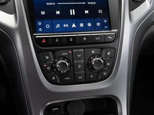 Хетчбэк Opel Astra GTC 2014 года, 1130000 рублей, Краснодар