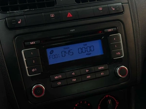 Седан Volkswagen Polo 2012 года, 835000 рублей, Красноярск