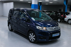 Минивэн Honda Freed 2011 года, 1058000 рублей, Солонцы