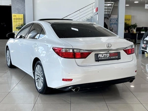 Седан Lexus ES 2014 года, 1997000 рублей, Солонцы