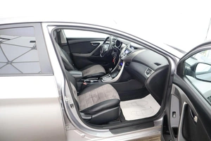 Седан Hyundai Elantra 2012 года, 990000 рублей, Обнинск