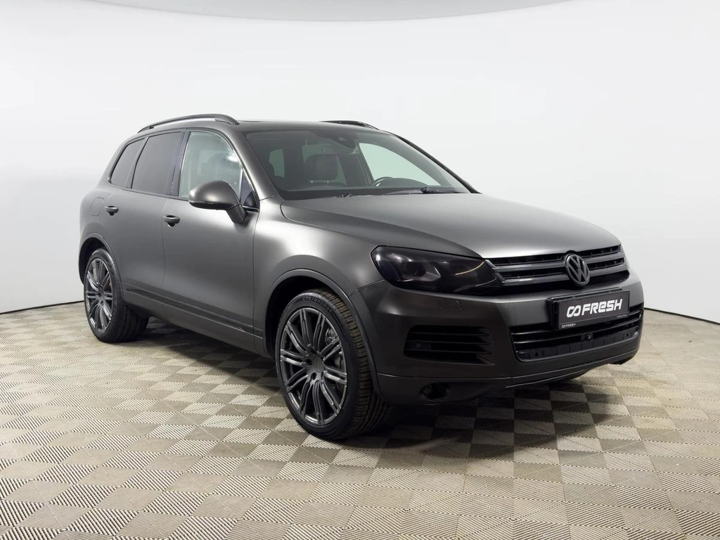 Внедорожник Volkswagen Touareg 2013 года, 1843200 рублей, Казань