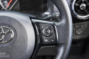 Хетчбэк Toyota Vitz 2019 года, 1489000 рублей, Барнаул