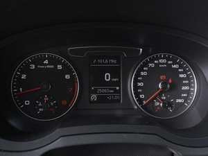 Внедорожник Audi Q3 2016 года, 2280000 рублей, Ростов-на-Дону