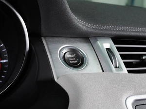 Внедорожник Land Rover Range Rover Evoque 2014 года, 1999000 рублей, Воронеж