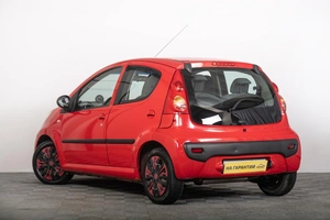 Хетчбэк Peugeot 107 2007 года, 399000 рублей, Томск