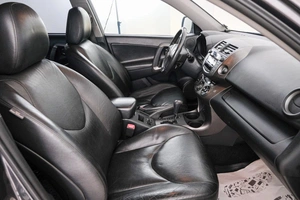 Внедорожник Toyota RAV4 2009 года, 1499000 рублей, Красноярск