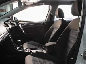Хетчбэк Volkswagen Golf 2014 года, 1380000 рублей, Омск