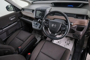 Минивэн Honda Freed 2020 года, 1449000 рублей, Красноярск