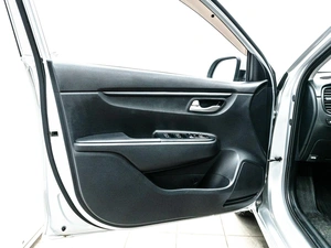 Седан Kia Rio 2018 года, 1479000 рублей, Красноярск