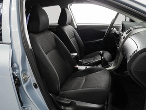 Седан Toyota Corolla 2007 года, 840000 рублей, Тюмень