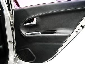 Хетчбэк Kia Morning 2012 года, 890000 рублей, Красноярск