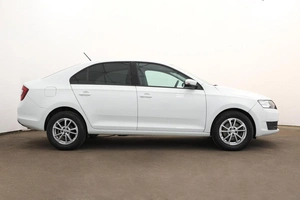 Лифтбек Skoda Rapid 2018 года, 1379000 рублей, Орёл