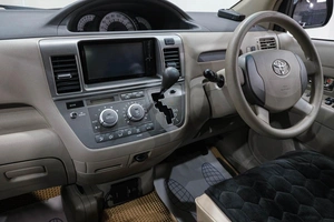 Минивэн Toyota Raum 2010 года, 829000 рублей, Новокузнецк