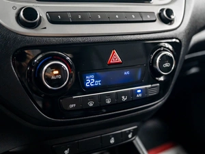 Седан Hyundai Solaris 2019 года, 1550000 рублей, Красноярск