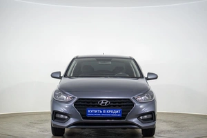 Седан Hyundai Solaris 2019 года, 1359000 рублей, Оренбург