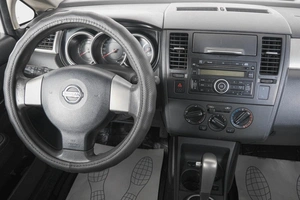 Седан Nissan Tiida 2011 года, 759000 рублей, Кемерово