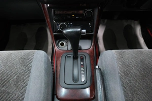 Седан Honda Accord 1998 года, 549000 рублей, Омск