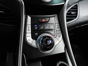Седан Hyundai Elantra 2012 года, 764000 рублей, Воронеж
