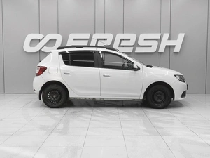 Хетчбэк Renault Sandero 2015 года, 990000 рублей, Ростов-на-Дону