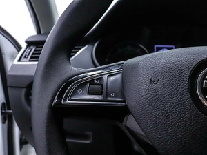 Лифтбек Skoda Octavia 2019 года, 1899000 рублей, Красноярск