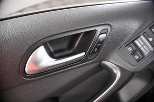 Внедорожник Volkswagen Tiguan 2016 года, 1699000 рублей, Пермь