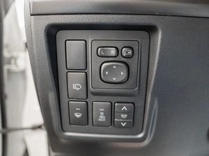 Внедорожник Toyota Land Cruiser Prado 2012 года, 3180000 рублей, Красноярск