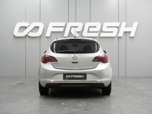 Хетчбэк Opel Astra 2013 года, 849000 рублей, Воронеж