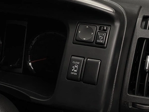 Минивэн Nissan Serena 2010 года, 1100000 рублей, Красноярск